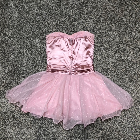 Homecoming dress - Picture 2 of 4